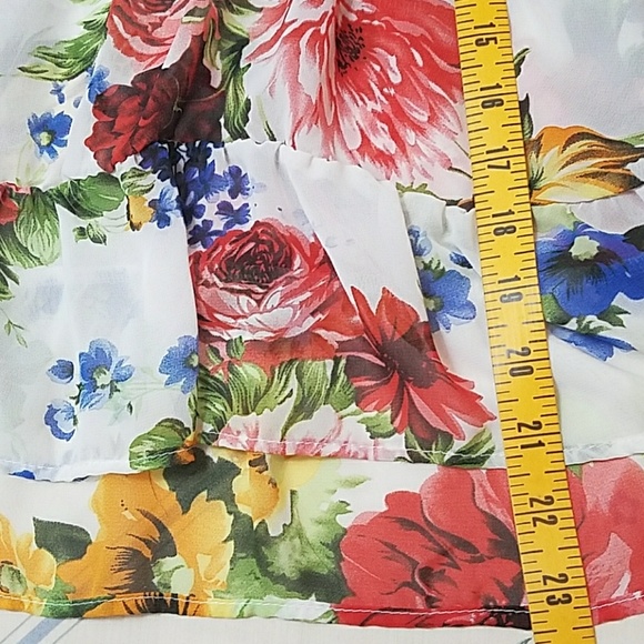 Lacy flowy sheer floral tank - Picture 7 of 8